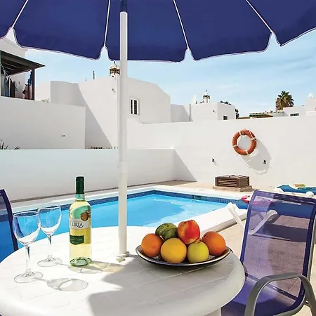 Vivienne Puerto del Carmen (Lanzarote)